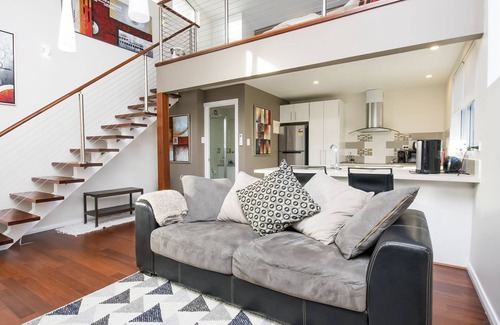 Wanneroo Apartment | Top-Rated Executive Apartment with Spa and Family Amenities