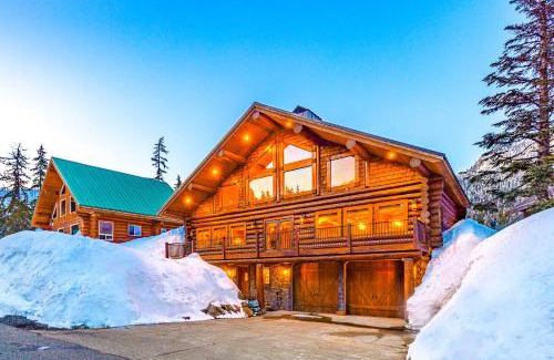 Snoqualmie Pass House | Family-Friendly Cabin Retreat at Summit West - Pet Welcoming