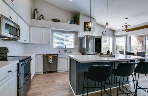 Palm Valley House | Family-Friendly Retreat with Pool and Golf Course Views