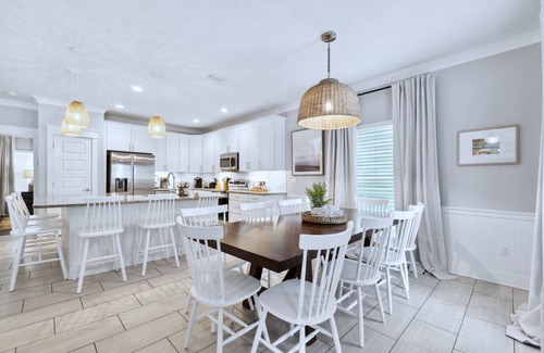 Villages of Crystal Beach House | Designer Beach Retreat with Pool & Kid-Friendly Amenities