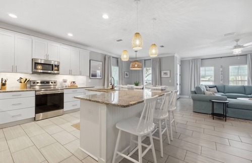 Villages of Crystal Beach House | Designer Beach Retreat with Pool & Kid-Friendly Amenities