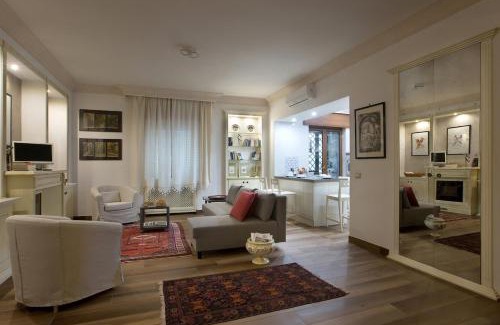 Quartieri Spagnoli Apartment | Luxury flat Sant'Anna place