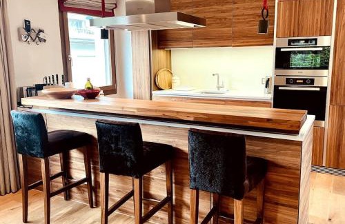 Flims Apartment | Luxury Flims Apt walking distance to Caumasee