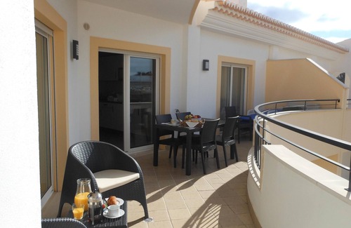 Funchal Apartment | Top-Floor Oceanview Penthouse with Spa & Pool Amenities