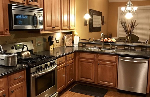 Atlanta House | Gated Cascade Home with Pool, Spa & Breakfast Awaits You