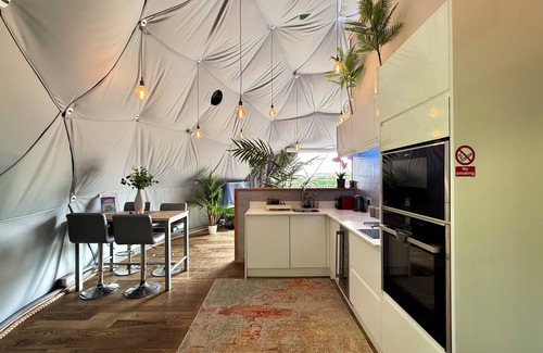 Newton Ferrers House | Exceptional Geodome in Devon with Hot Tub & Private Cinema