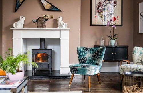 Harleston House | Elegant Georgian House with Spa and Sauna for Group Getaways