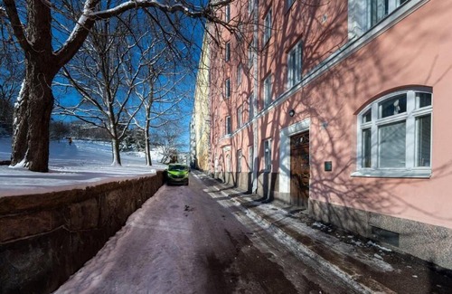 Kallio Apartment | Inviting One-Bedroom Suite with Fireplace - Rated 9/10