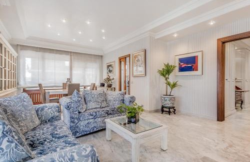 Quartiere XI Portuense House | Elegant Giorgi Home - 4-Star, Family-Friendly Getaway