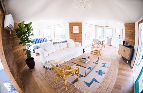 Fentress House | Experience Glamping at Wahwahtaysee Resort: Riverfront Escape