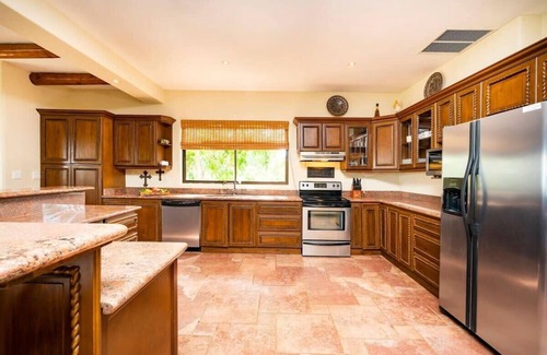 Potrero House | Elegant Oceanview Villa with Pool Near Potrero Hills