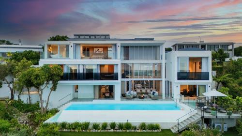 Plettenberg Bay Villa | Discover Luxury Hideaways with Ocean View and Private Beach