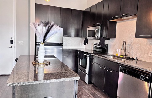 Dallas Design District Apartment | Luxury High Rise Design District Dallas