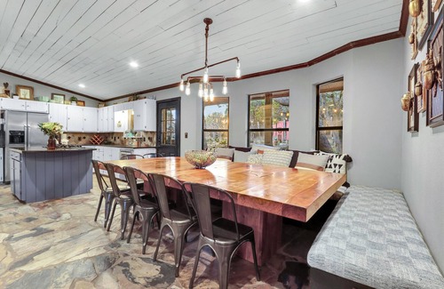 Wimberley House | Luxury Hill Country Escape Pool, Hot Tub, Firepit Near Wineries