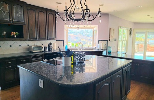 Anaheim Hills Villa | Luxury Hill Villa with Spectacular View