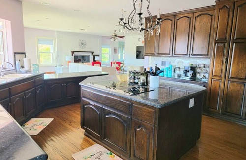 Anaheim Hills Villa | Luxury Hill Villa with Spectacular View