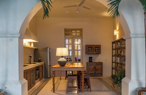 Zona Paseo Montejo Hotel | Luxury Historic 5BR Boutique hotel in Centro Walkable & Pool