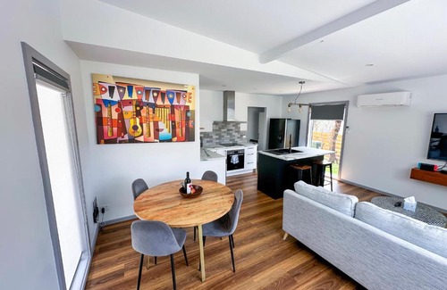 Mallacoota Apartment | Elegant 4-Star Holiday Unit Near Town with Boat Parking