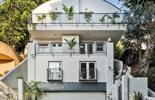 Hollywood Hills West House | Luxury Hollywood Hills Retreat!