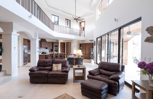 Coco House | Elegant Home with 4 Master Suites & Poolside Fun