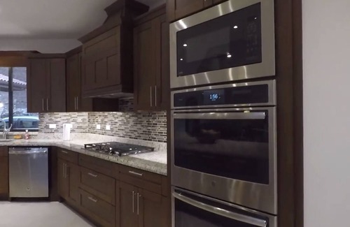 Coco House | Elegant Home with 4 Master Suites & Poolside Fun