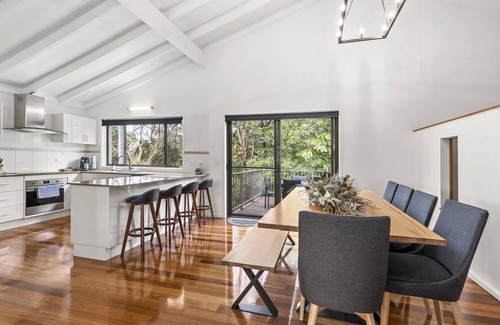 Korora House | Idyllic Home at Korora with Pool & Ocean Views