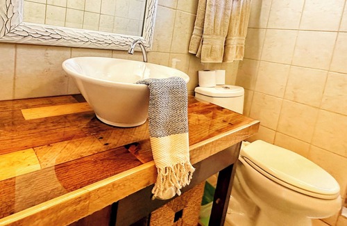 Opal Villa | Pet-Friendly Home Near Aruba's Best Beaches with Pool