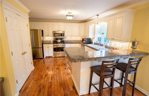 Carbondale House | Exceptional Home in a Resort-Like Retreat with Pool & Spa
