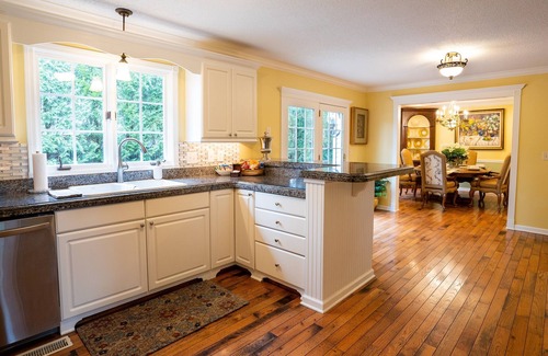 Carbondale House | Exceptional Home in a Resort-Like Retreat with Pool & Spa