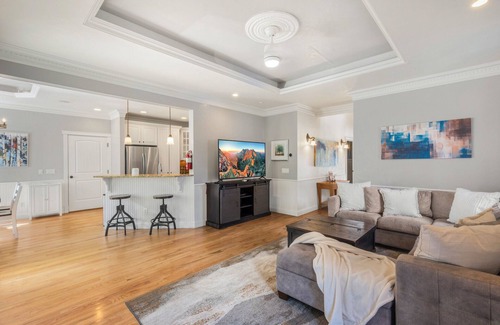 Ouray House | Charming Downtown Victorian Home with Private Hot Tub