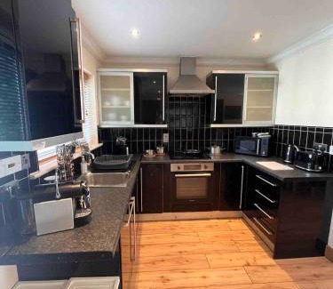 Lucan House | Delightful Dublin B&B with WiFi & Restaurant Near City Center