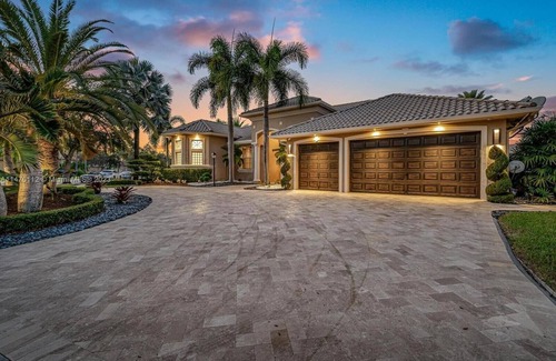 Pembroke Pines House | Modern 3-Bedroom Home in Pembroke Pines with Pool Access