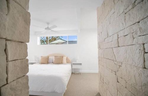 Berkeley Vale House | Elegant Home in the Vale - Perfect for Family Getaways