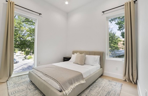 Dawson House | Luxury home in the heart of ATX
