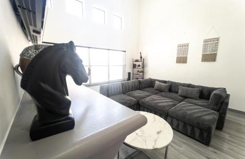 Willow Meadows/Willowbend Area House | Luxury Home-near NRG MedCenter Downtown & Uptown