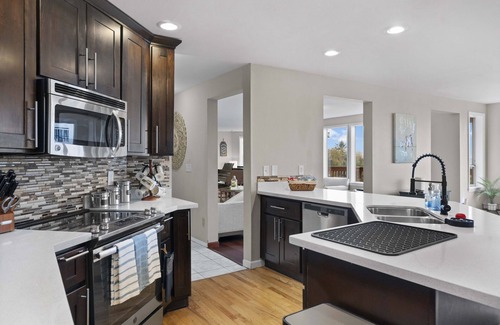 Northeast Tacoma House | Exclusive Home with Panoramic Views & Game Room Awaits