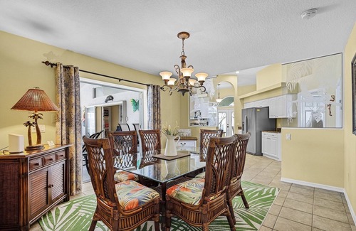 Broadmoor House | Ideal Home with Pool, Golf Nearby & Steps to the Beach