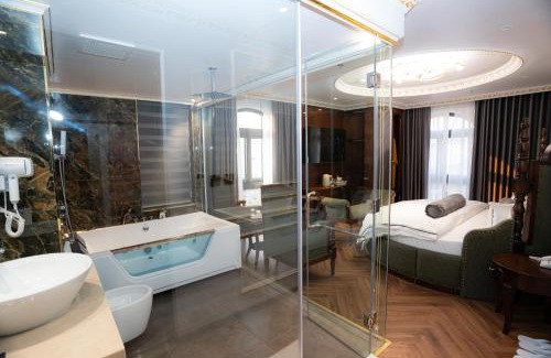 Gia Lam Hotel | Luxury Hotel - Số 3 , Ngõ 12 Nguyễn Khiêm Ích , Trâu Quỳ , Gia Lâm , Hà Nội