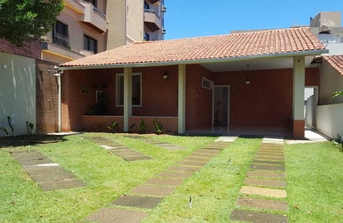 Centro House | Top-Rated Oceanfront House with Private Pool in Guarapari