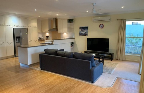 Tenterfield House | Elegant Waterfront Retreat in Tenterfield with Family Amenities