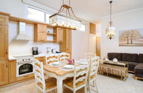 Skala Sotiros Villa | Elegant House Niso: Guest Rated 9.6 with Family Amenities