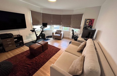 Mount Davidson Manor House | Elegant Home in the Heart of San Francisco with Yard