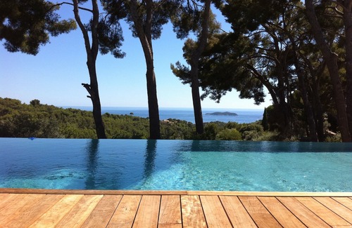 Ceyreste House | Sea View Villa in Ceyreste - Guest Rated 10/10 with Pool