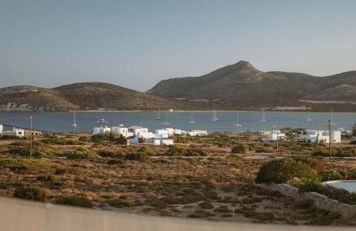 Antiparos Apartment | Stunning House with Scenic Sea Views at Despotiko