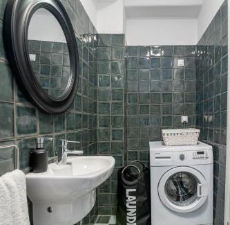 Antiparos Apartment | Stunning House with Scenic Sea Views at Despotiko