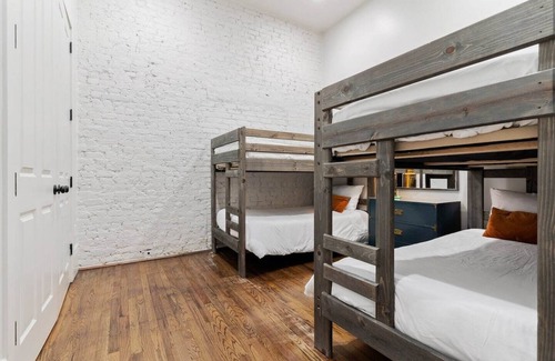 Central Business District Hotel | Exceptional NOLA Suite: 4BR, 4BA Near French Quarter