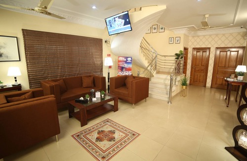 D.H.A. Bed & Breakfast | Luxury Independent 9 Bed Room Villa with attached bath and complete amenities.