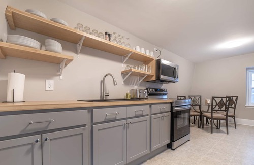 New Glasgow Apartment | Luxury Inn - Unit 7 - Heart of New Glasgow