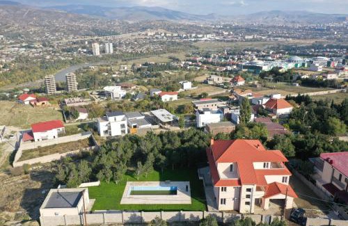 Vake-Saburtalo Villa | Luxury isolated villa in tbilisi