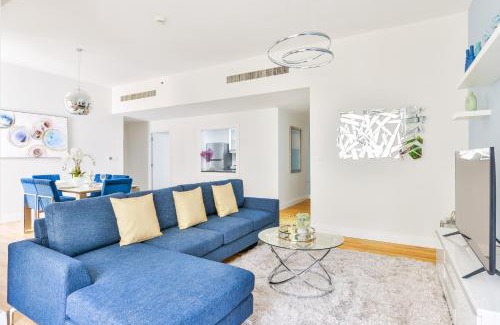 Dubai Marina Apartment | Elegant JBR 2BR Retreat with Beach Access & Pool